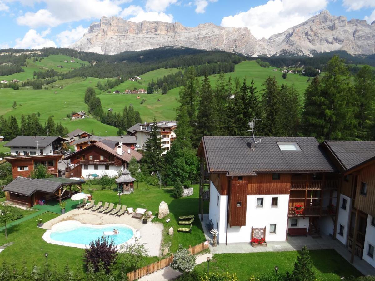 La Bercia Alpine Lodge & Spa Stern Zimmer foto